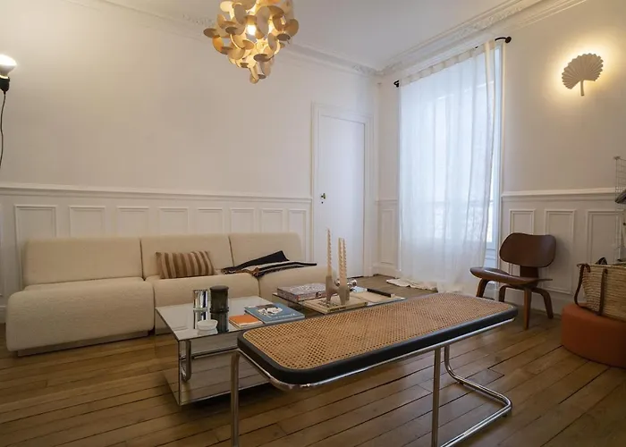 Spacious & Bright Cocoon * Parijs